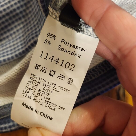 Micas Womens Medium Gingham Print Long Sleeve Faux Denim Crop Top With Pockets - Picture 7 of 7